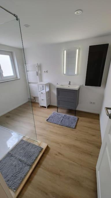 Ferienwohnung Resl - Geschmackvoll Renoviert & Zentral Im Historischen Schindelhaus Oberstaufen Extérieur photo